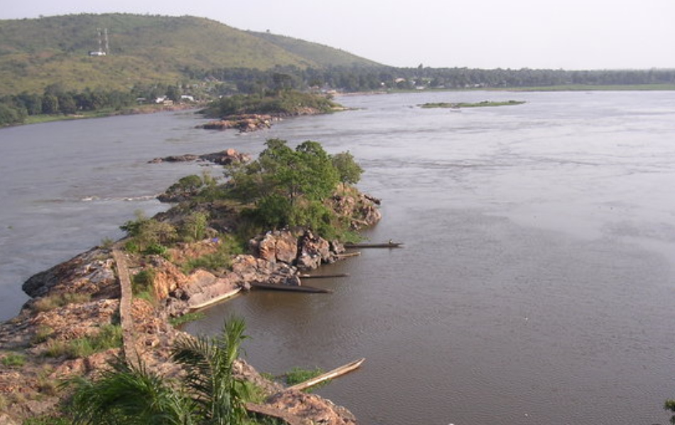 Oubangui River, Flows along southern CAR, Central African Republic